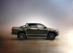 Toyota Hilux Invincible Double Cab 2020 года  (WW)
